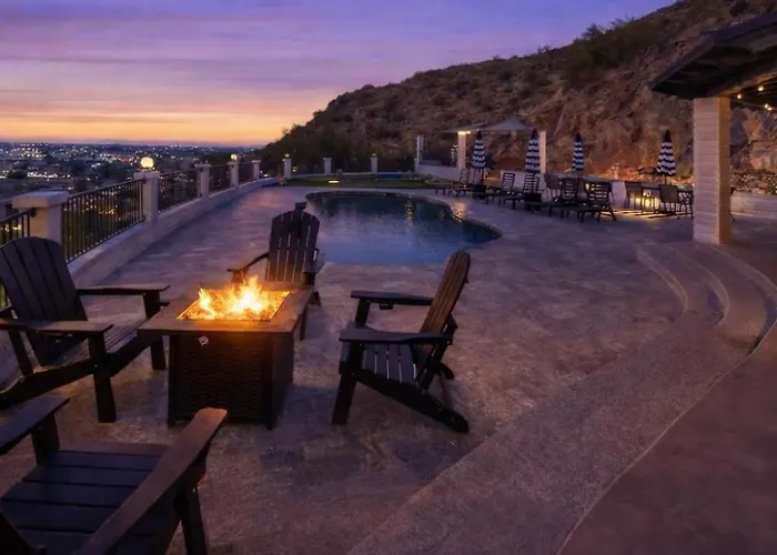 Built Into A Mountain - Heated Pool & Sports Lounge * Phoenix